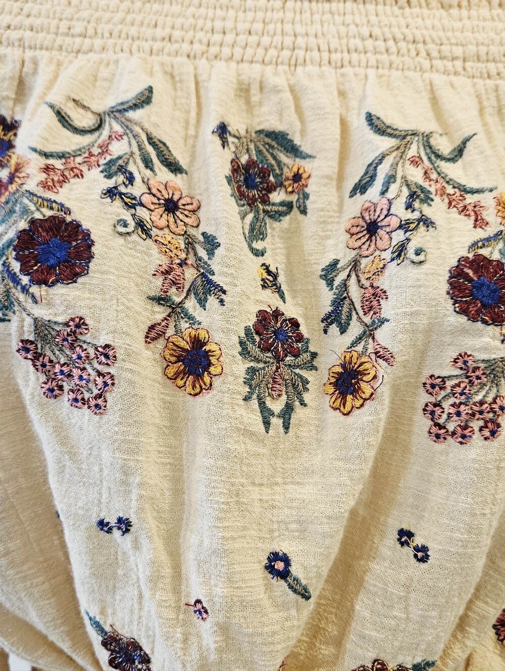 Free People Saachi Smocked Off Shoulder Embroidered Boho Top S - Picture 3 of 9